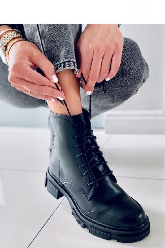 Botki sznurowane COLEY BLACK - Inello