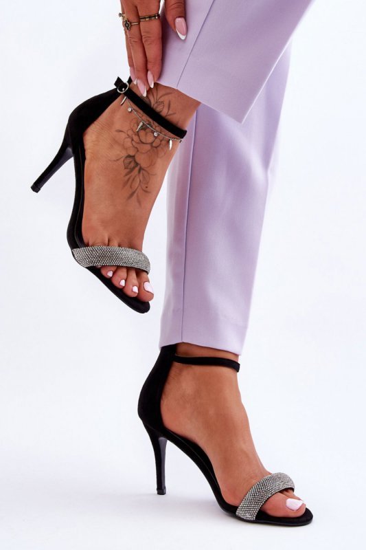 Sandały Model Moments LY-9268-1 Black - Step in style