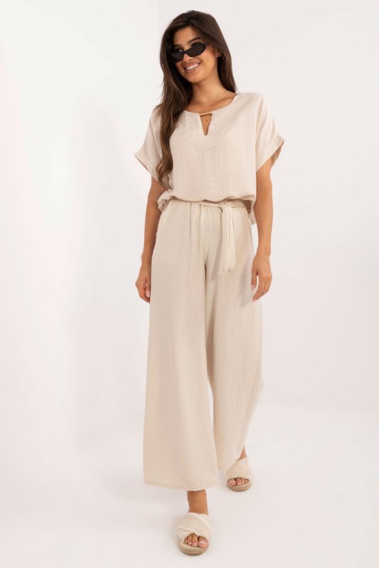 Spodnie Komplet Model DHJ-KMPL-3301.63 Beige - Italy Moda