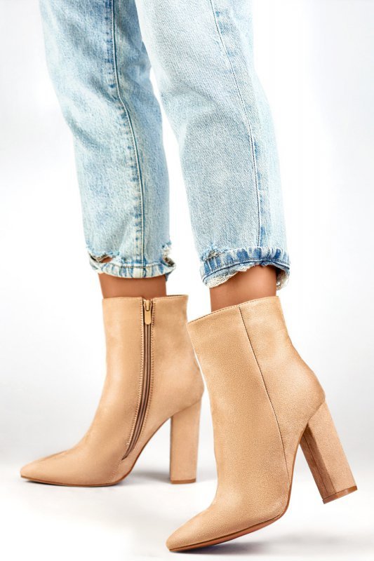 Botki Model D7959KH Beige - PRIMO