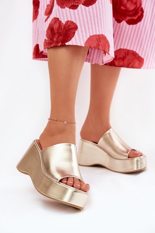 Sandał Klapki Model Kisoffi 8338-305 Gold - Step in style