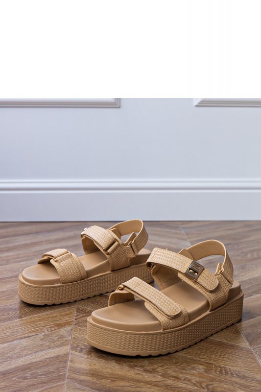 Sandały Model Areka YQ77-19 Beige - PRIMO