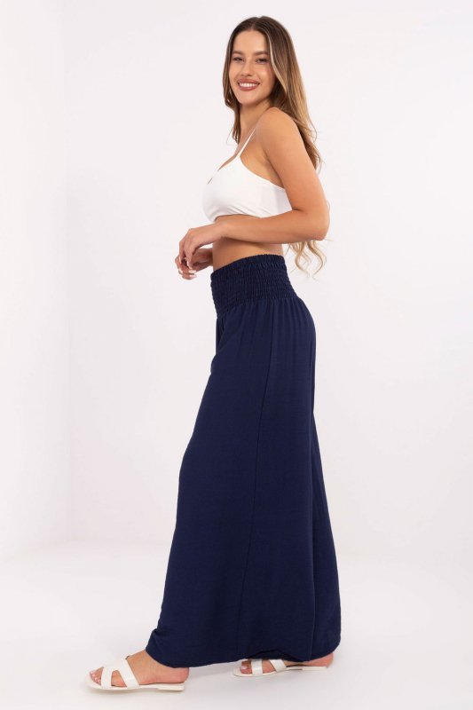 Spodnie Damskie Model MI-SP-A2543.27 Navy - Italy Moda