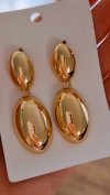 Goldene Ohrringe Seidenblumen