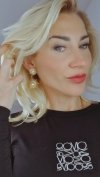 gold earrings made of stainless steel