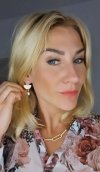 gold earrings made of stainless steel