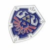 элегантная золотая брошь
