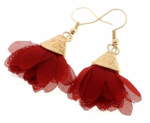 gold earrings made of stainless steel