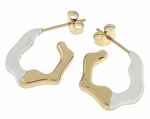 gold earrings made of stainless steel