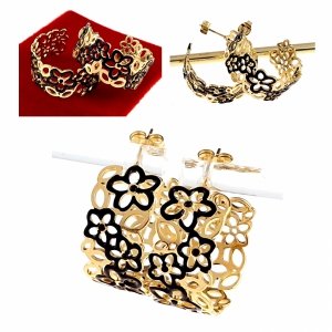 gold earrings made of stainless steel