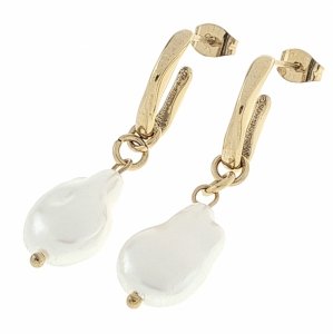 gold earrings made of stainless steel