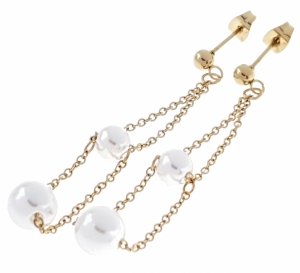 gold earrings made of stainless steel