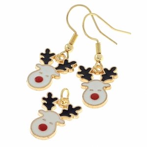 gold earrings made of stainless steel