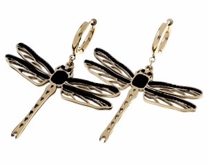 gold earrings made of stainless steel