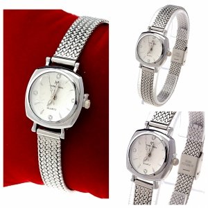 3611 Ekskluzywny damski srebrny zegarek błyszczący cyrkonie klasyk