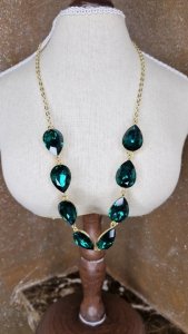 0131 Złoty naszyjnik 41+5 naszyjnik pozłacany 14K kryształek szmaragdowy