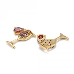 Головная вешалка в фурнитуре