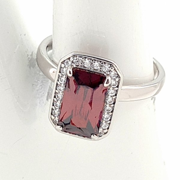 Goldring 17,60 mm. vergoldete Verlobung Xuping