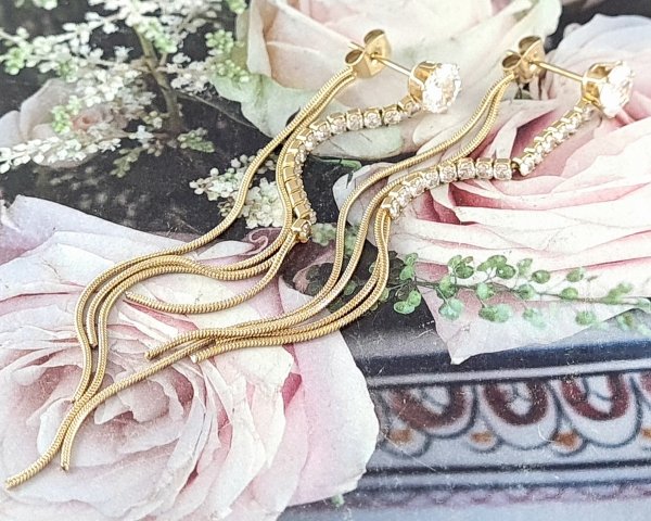 goldene Ohrringe aus Edelstahl