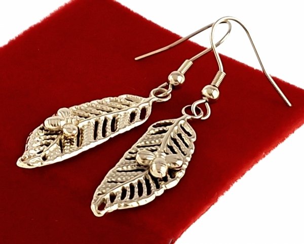 goldene Ohrringe aus Edelstahl