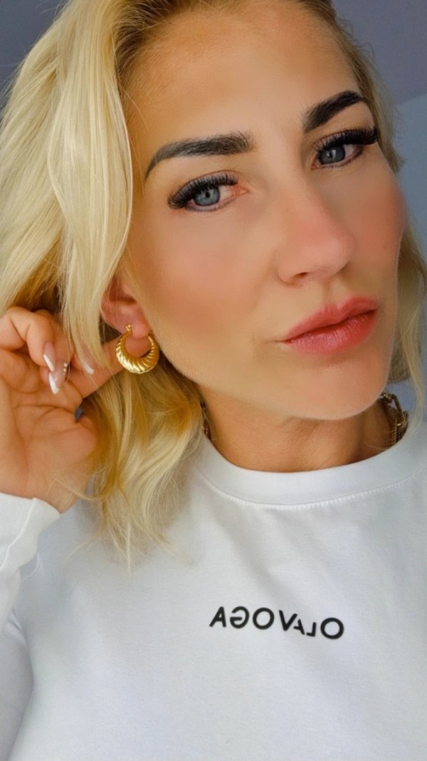 goldene Ohrringe aus Edelstahl