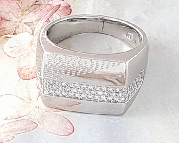 Goldring 17,60 mm. vergoldete Verlobung Xuping