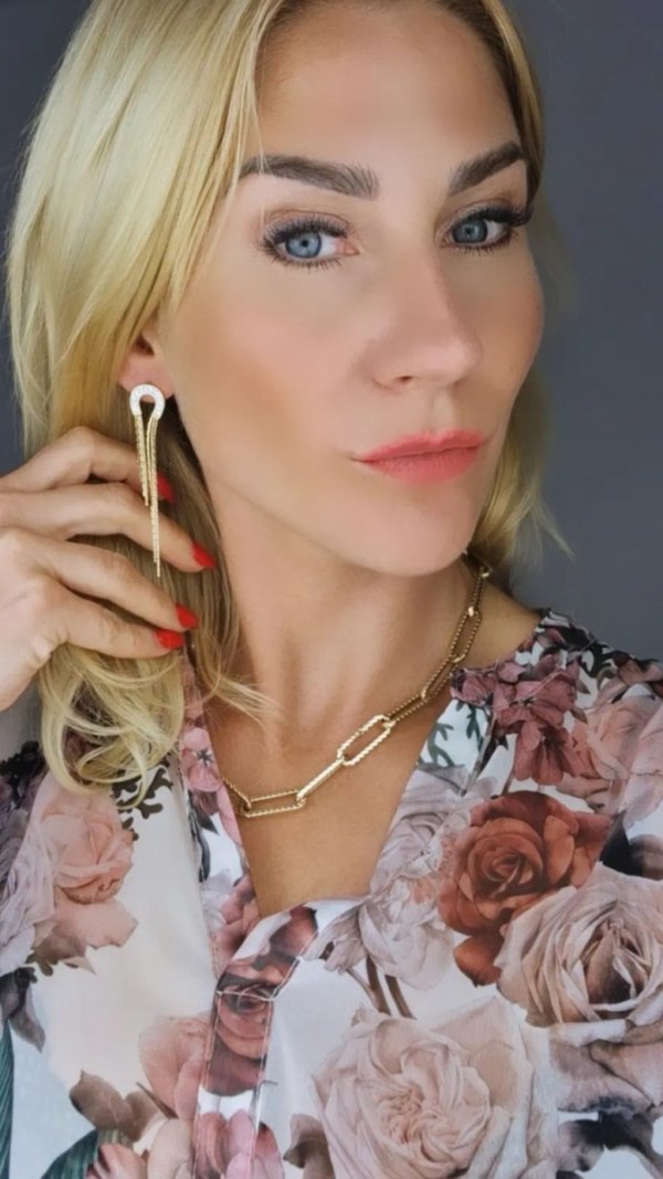 goldene Ohrringe aus Edelstahl