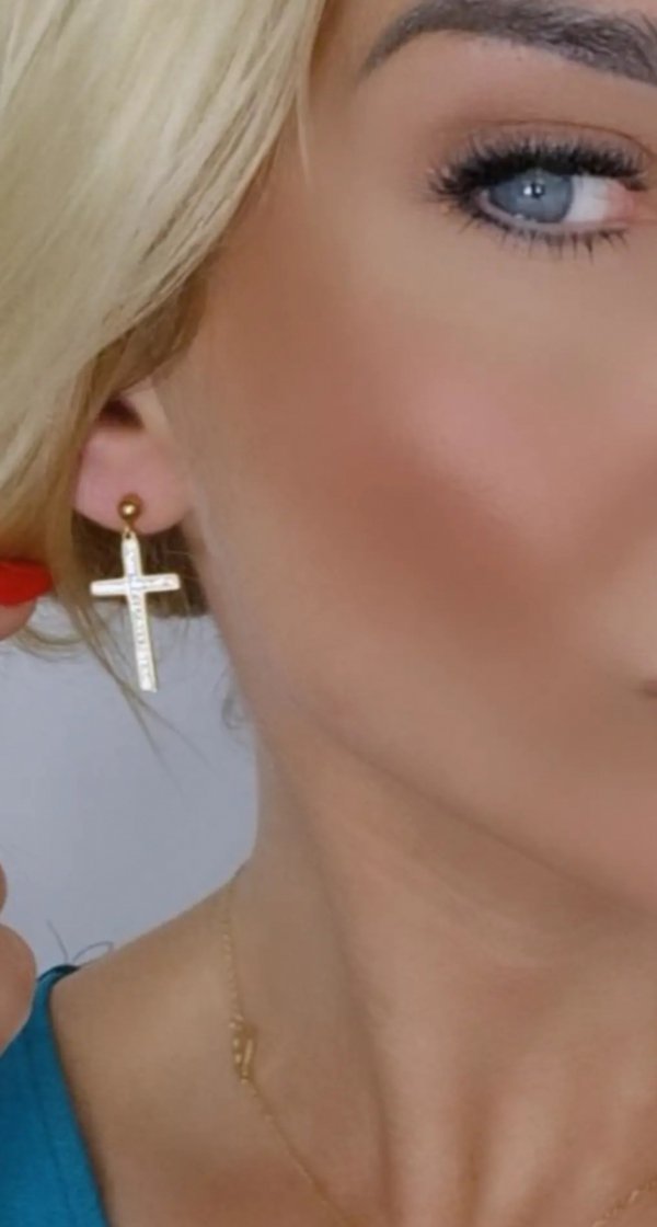 goldene Ohrringe aus Edelstahl