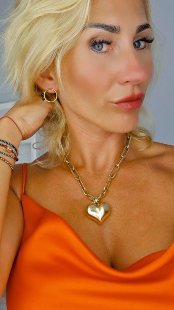 gold earrings made of stainless steel