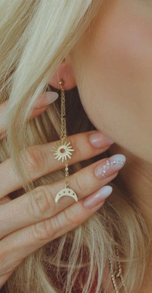gold earrings made of stainless steel