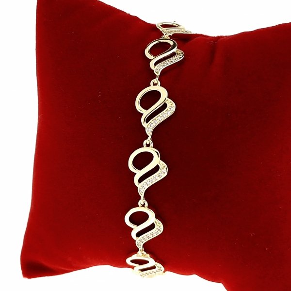 gold bracelet for a gold-plated leg