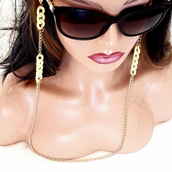 Fashionable chain for glasses