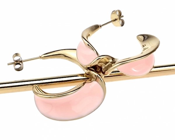 gold earrings made of stainless steel