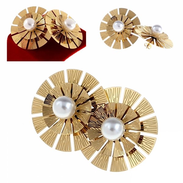 gold earrings made of stainless steel