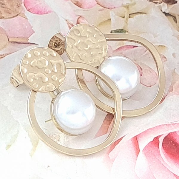 gold earrings made of stainless steel