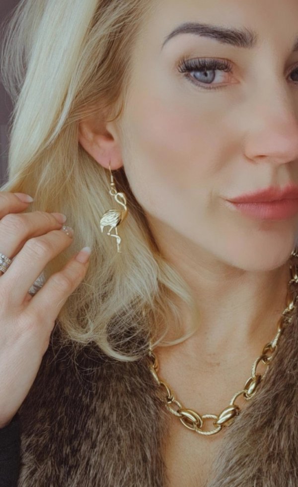 gold earrings made of stainless steel