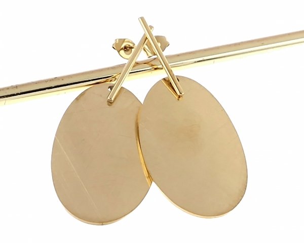 gold earrings made of stainless steel
