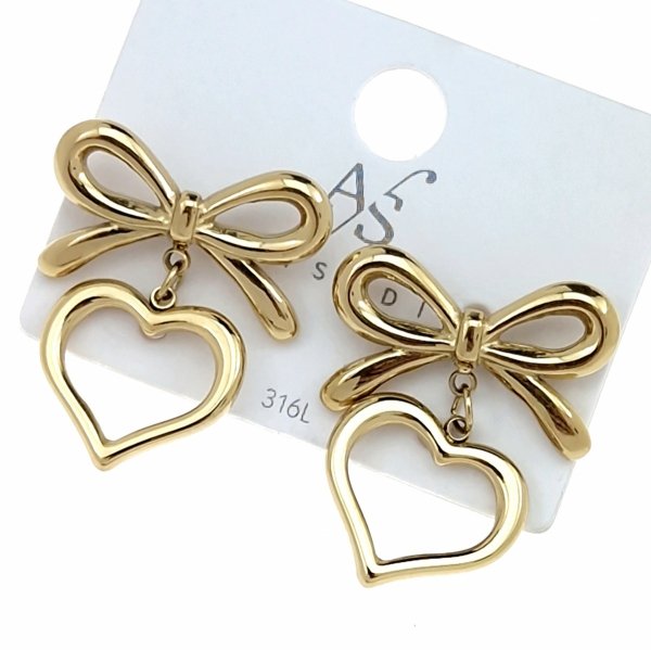gold earrings made of stainless steel