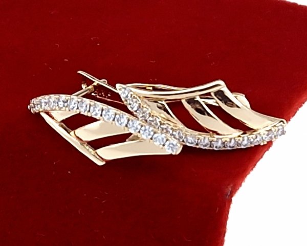 exclusive swarovski gold-plated earrings