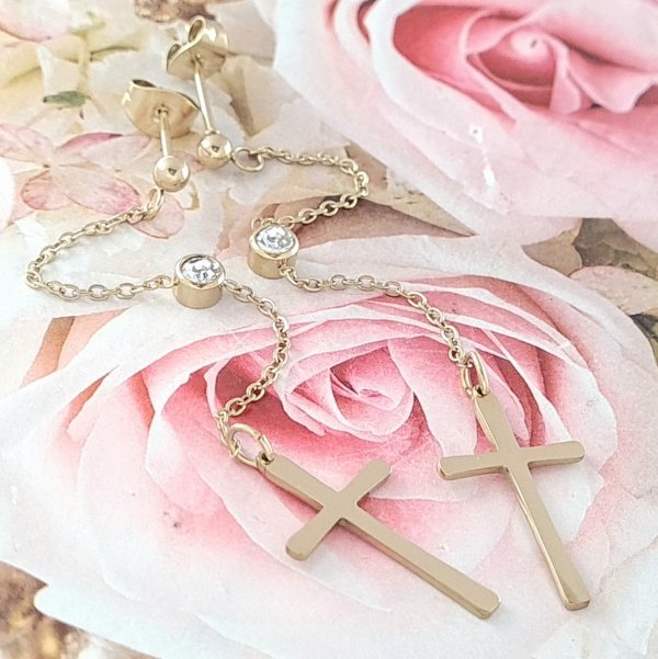 gold earrings made of stainless steel