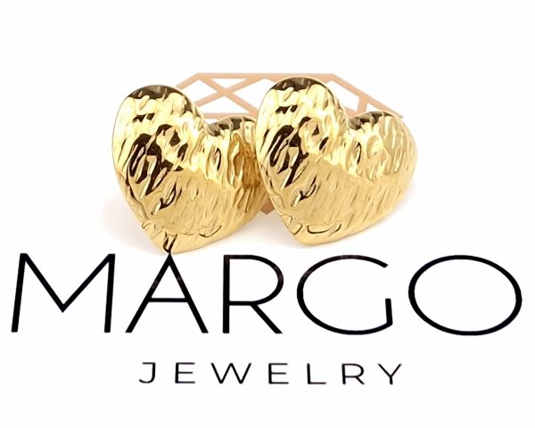 gold earrings made of stainless steel