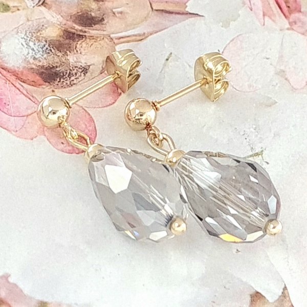 gold earrings made of stainless steel