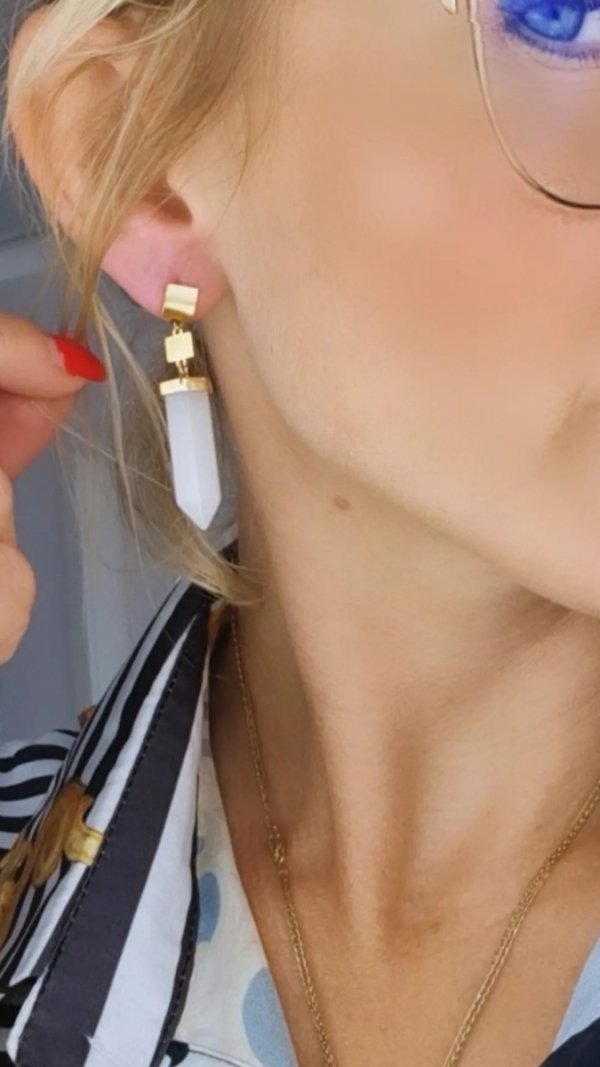 gold earrings made of stainless steel