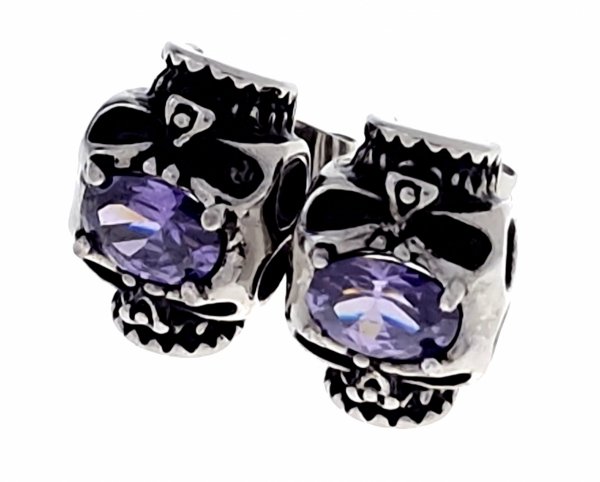 gold earrings made of stainless steel