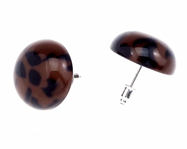 gold earrings made of stainless steel