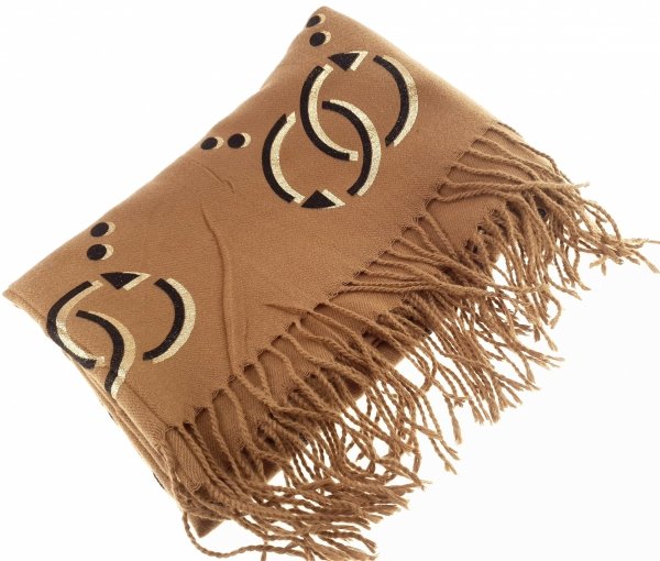 Warm and pleasant scarf alpaca chimney for the winter
