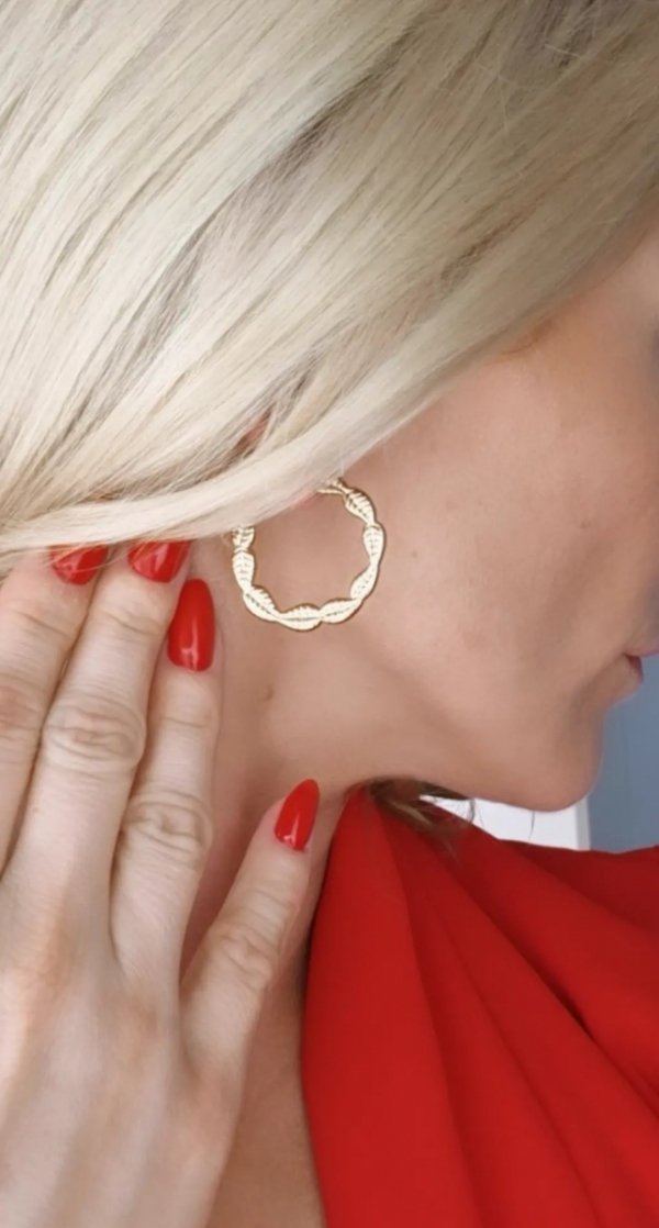 gold earrings made of stainless steel