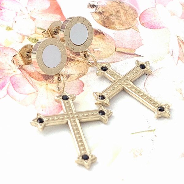 gold earrings made of stainless steel