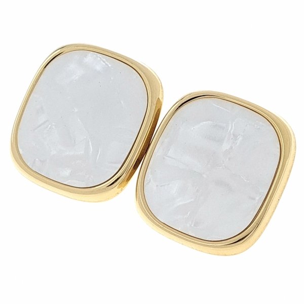 gold earrings made of stainless steel