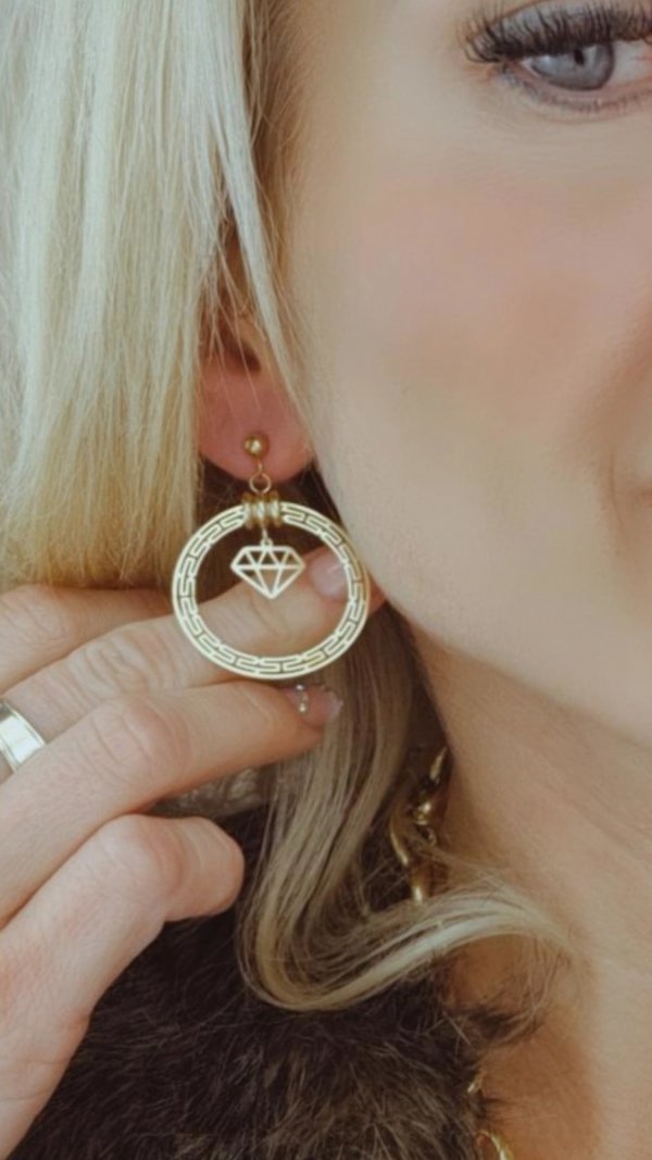 gold earrings made of stainless steel
